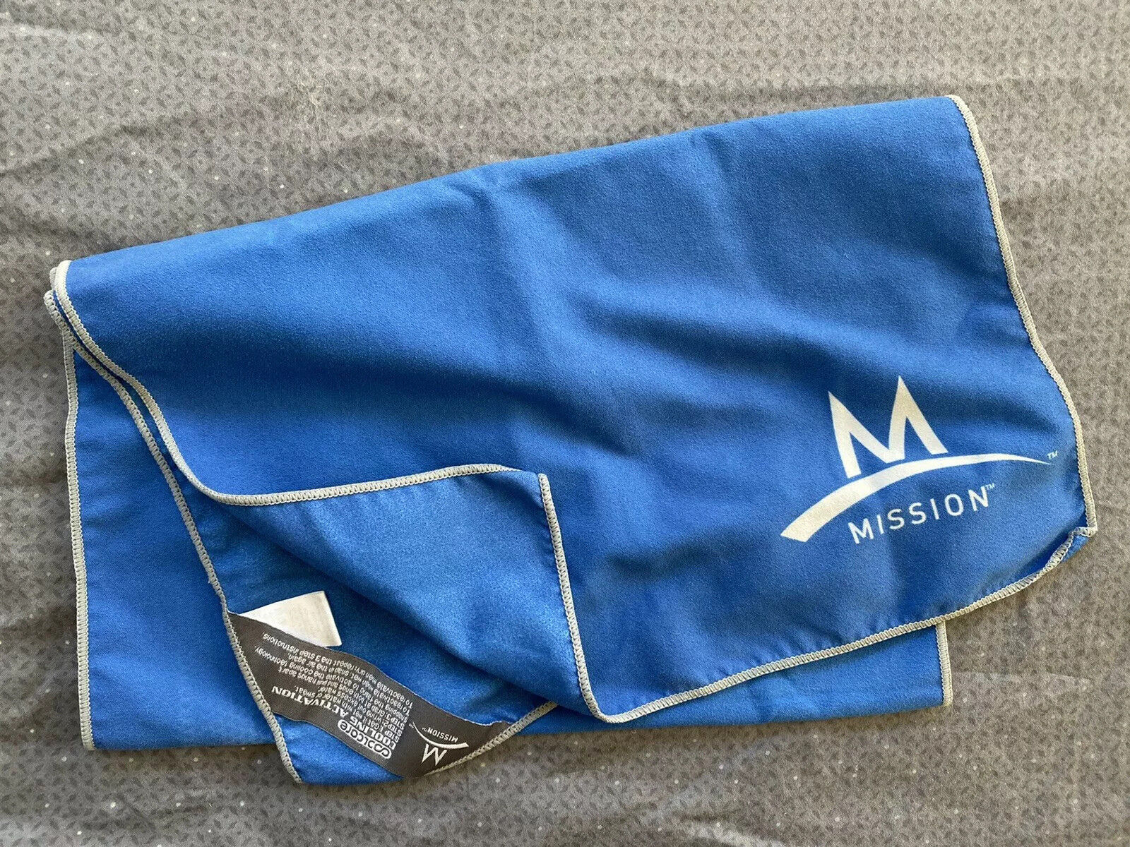 Mission VaporActive Yoga Hand Towel Glaze Bright Blue/Solid 10