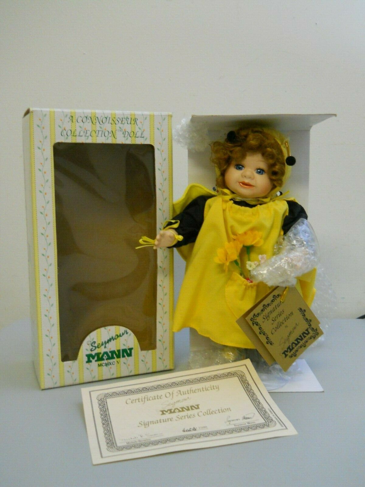 Seymour Mann Bumble Bee Baby Porcelain Doll Connoisseur Collection Box